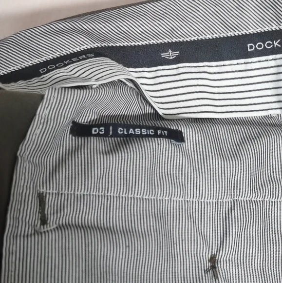 Dockers Men's Khakis Greenish Gray D3 Classic Fit Pants 36X34 - Picture 4 of 4